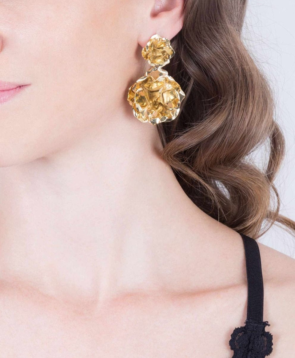 Eden gold-plated roses earrings