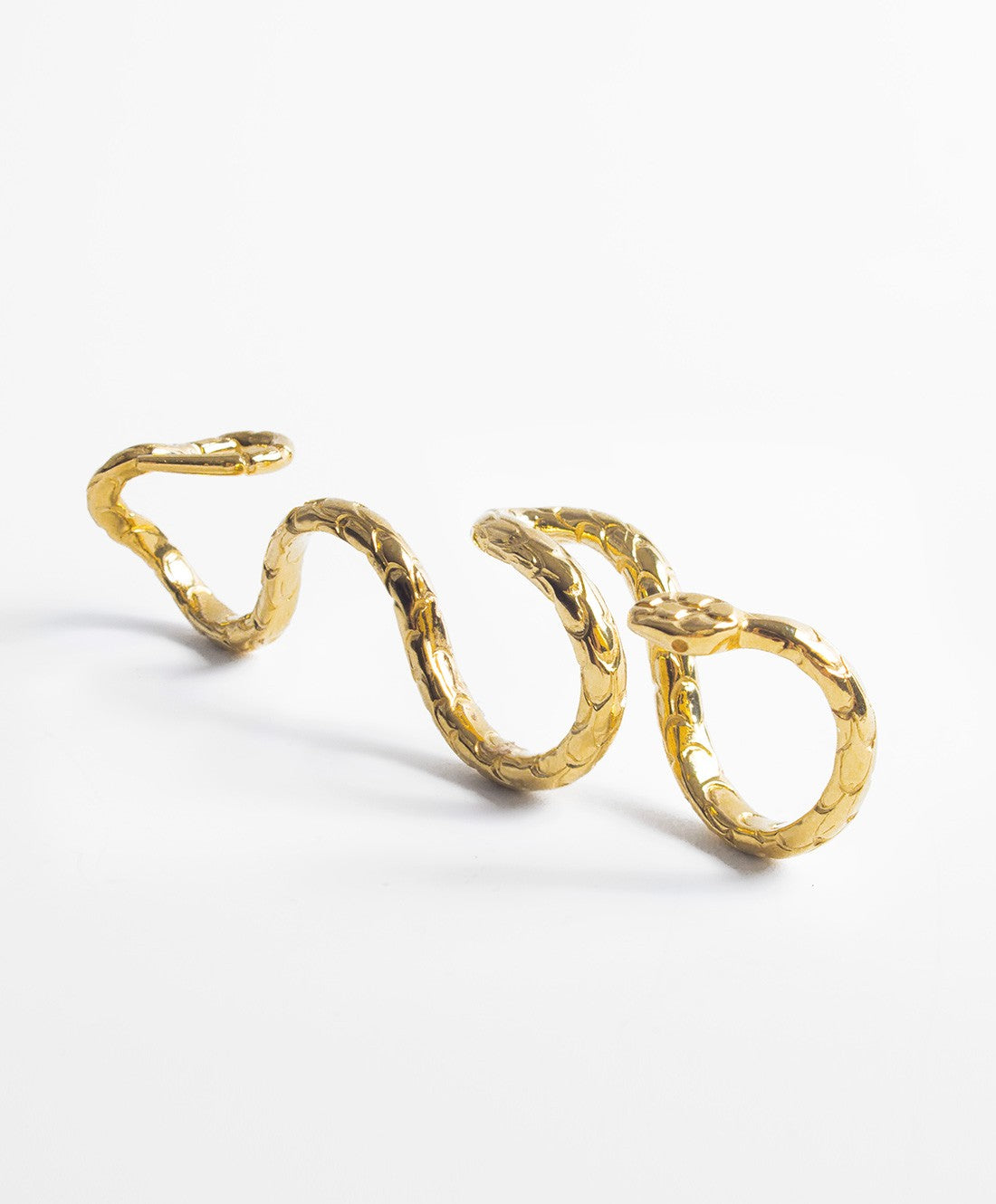 Poison gold-plated hammered snake ring