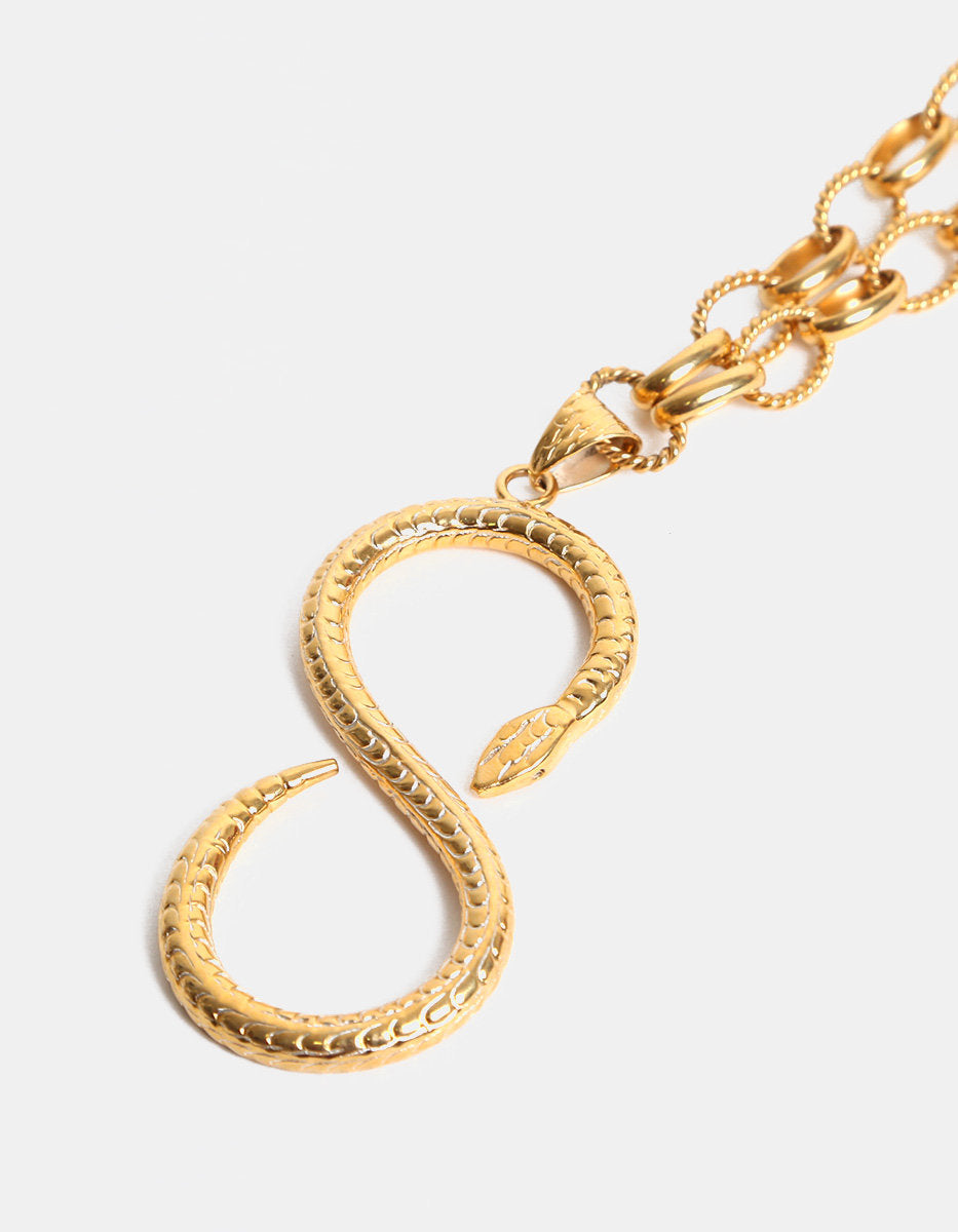 Poison gold-plated hammered snake necklace