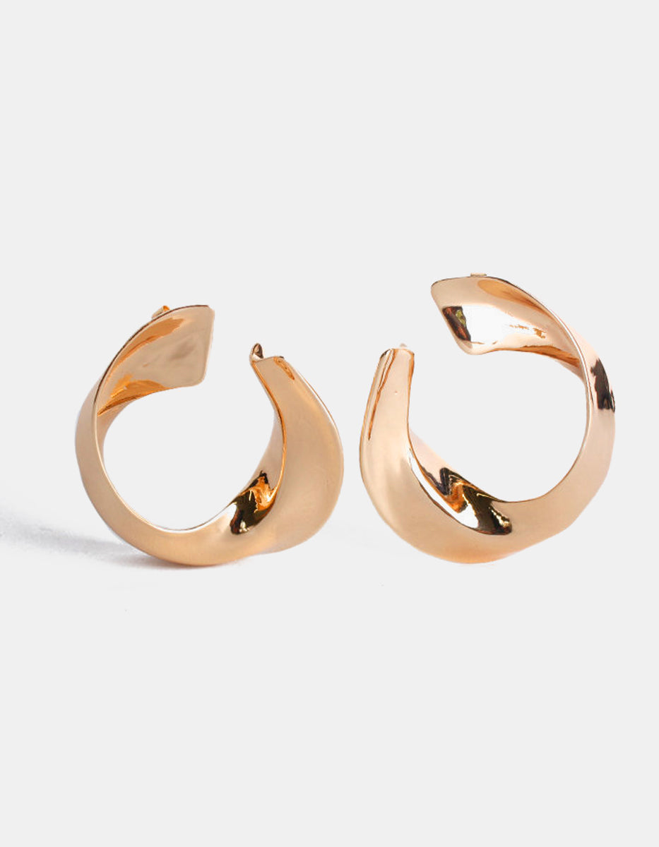 Golden Chic gold-filled curve earrings