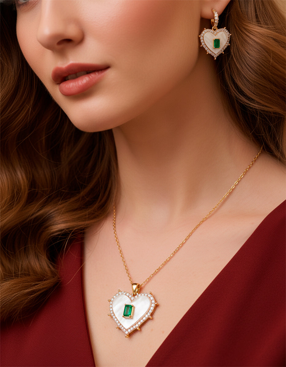 Eterna Gold gold-plated & Bombay Emerald gem heart pendant