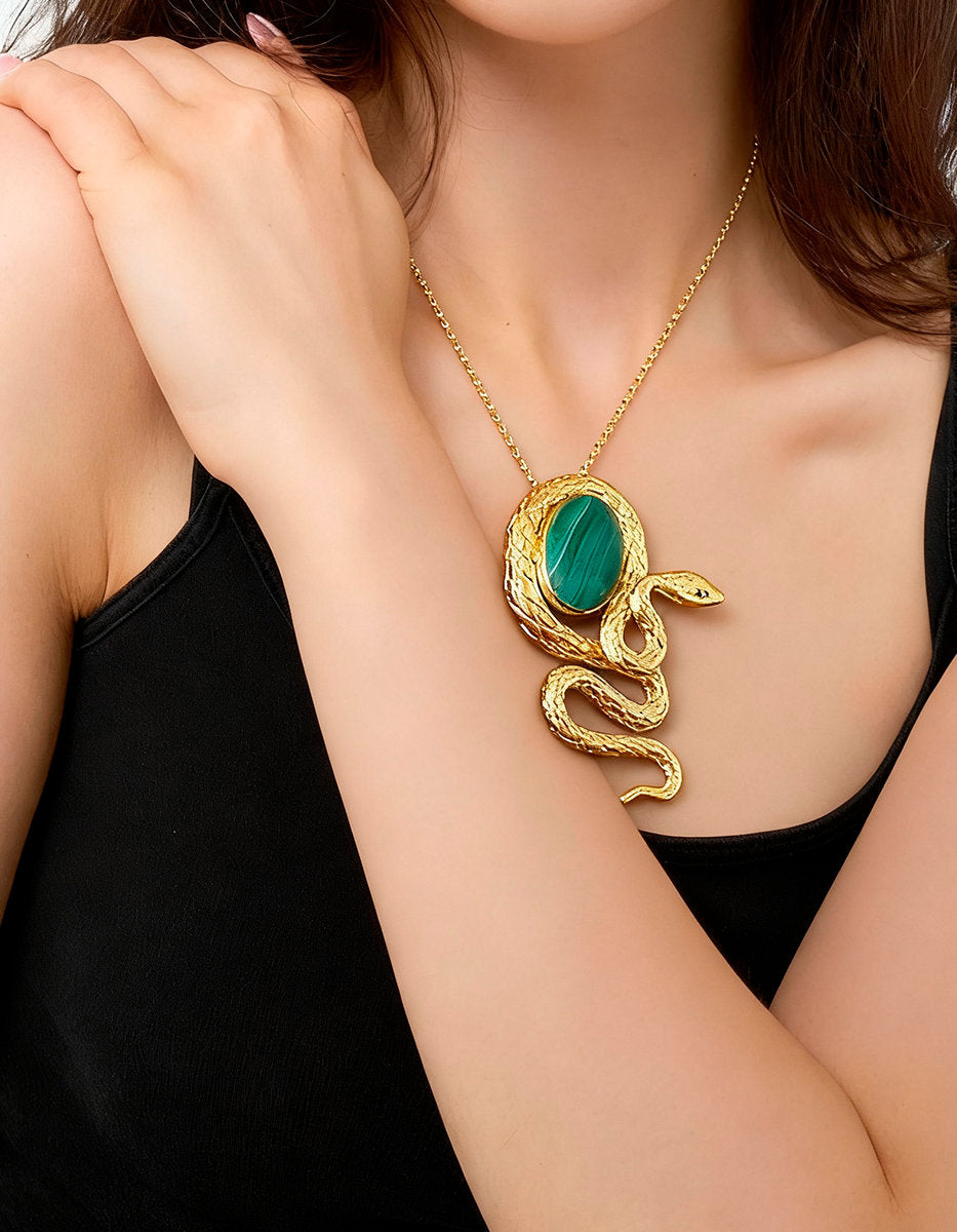 Poison gold-plated hammered snake necklace